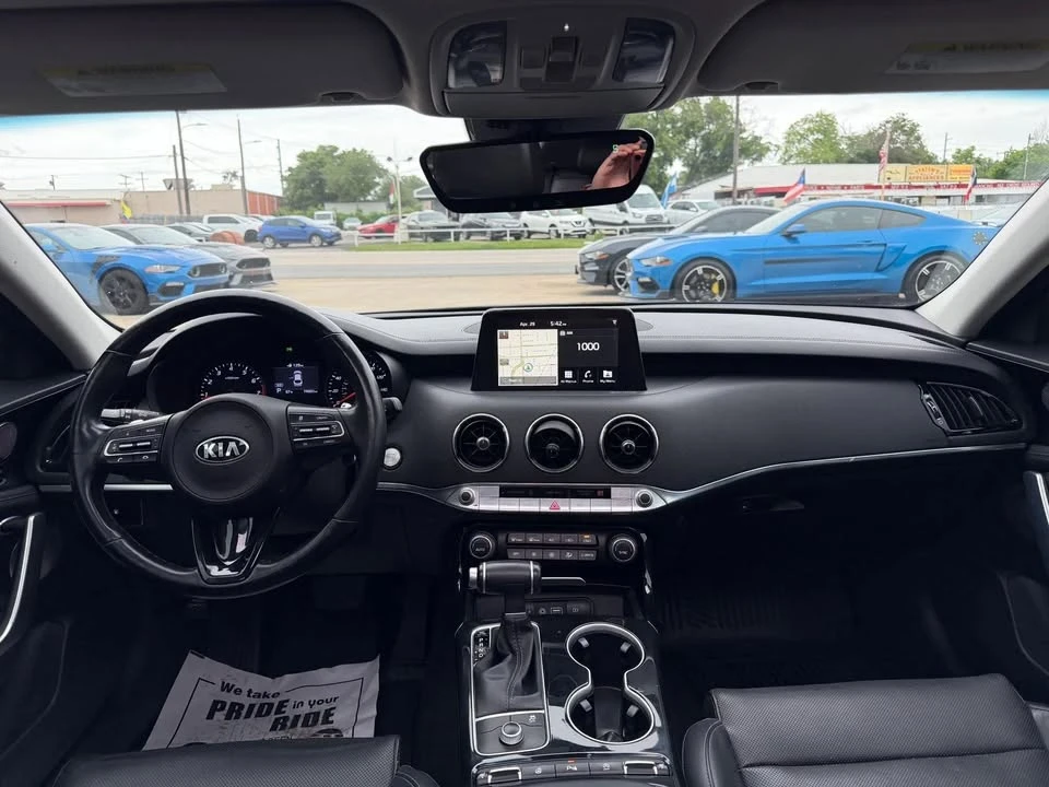2019 Kia Stinger - Image 10 of 19
