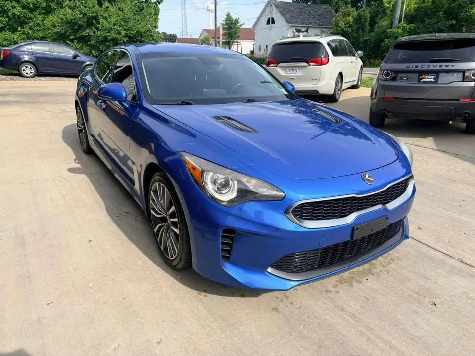 2019 Kia Stinger - Image 4 of 16
