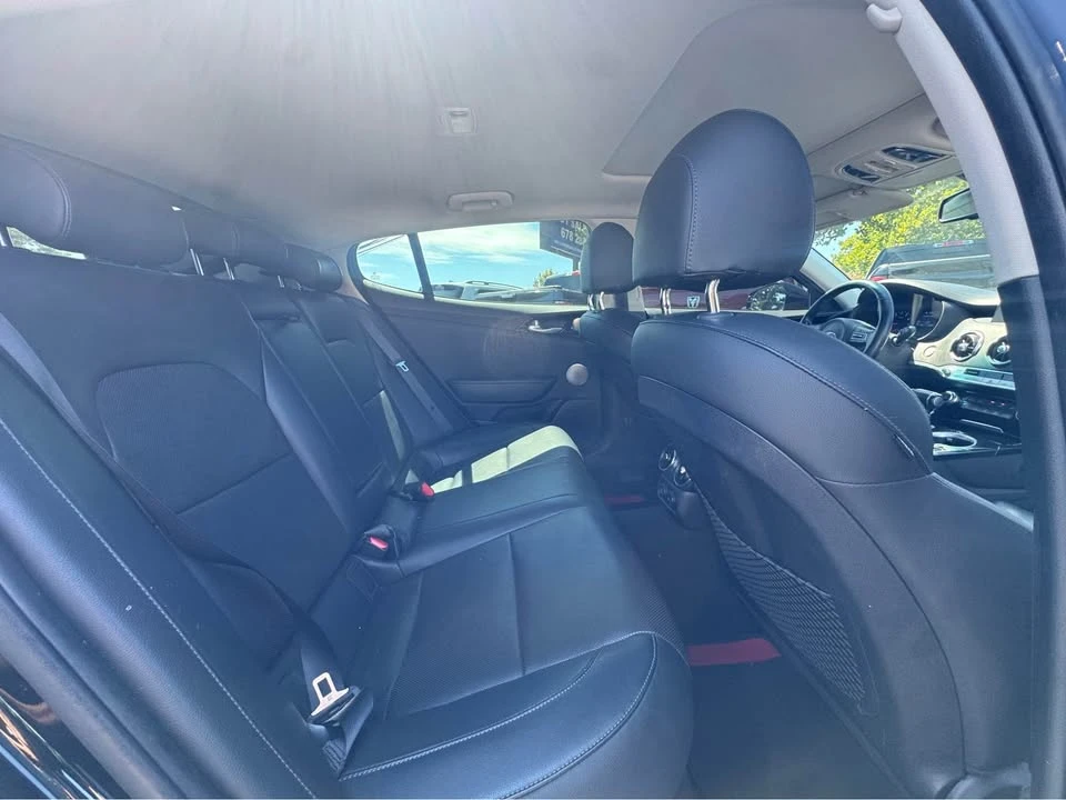 2019 Kia Stinger - Image 14 of 19