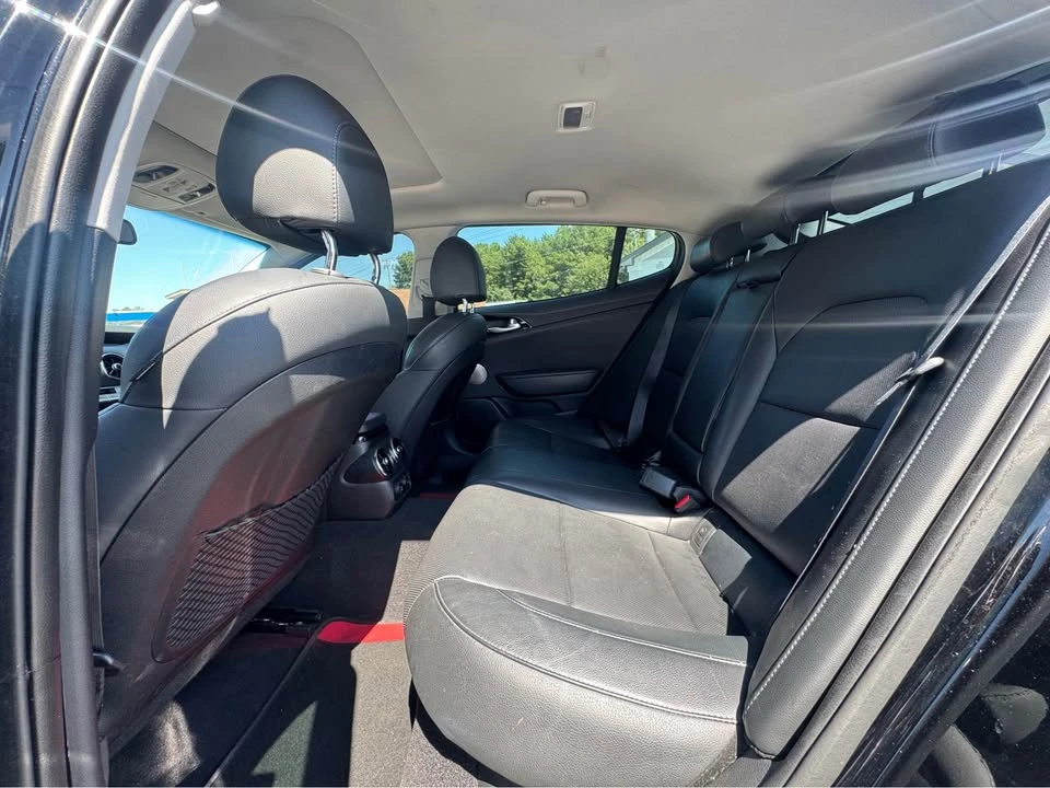 2019 Kia Stinger - Image 11 of 19
