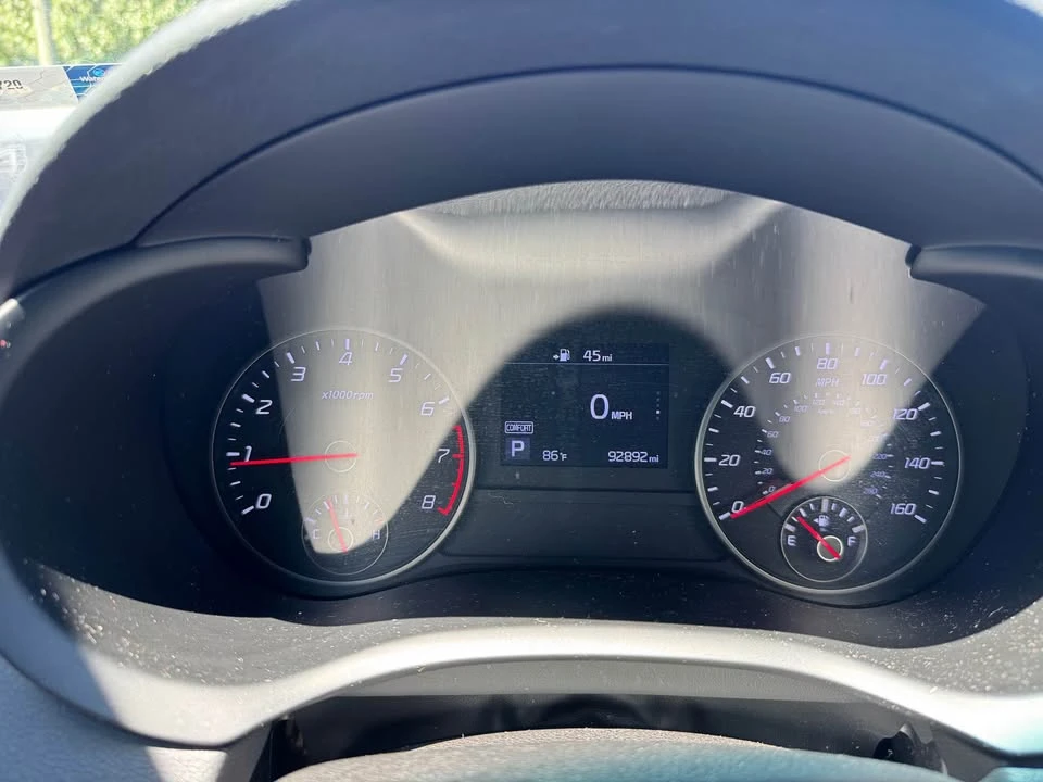 2019 Kia Stinger - Image 18 of 19