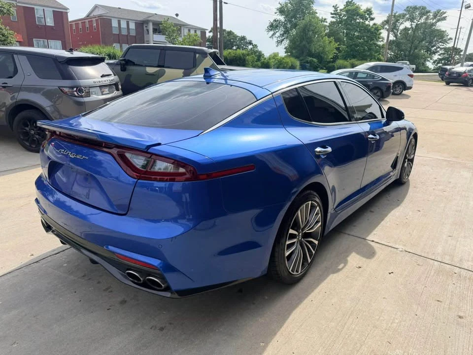 2019 Kia Stinger - Image 7 of 16