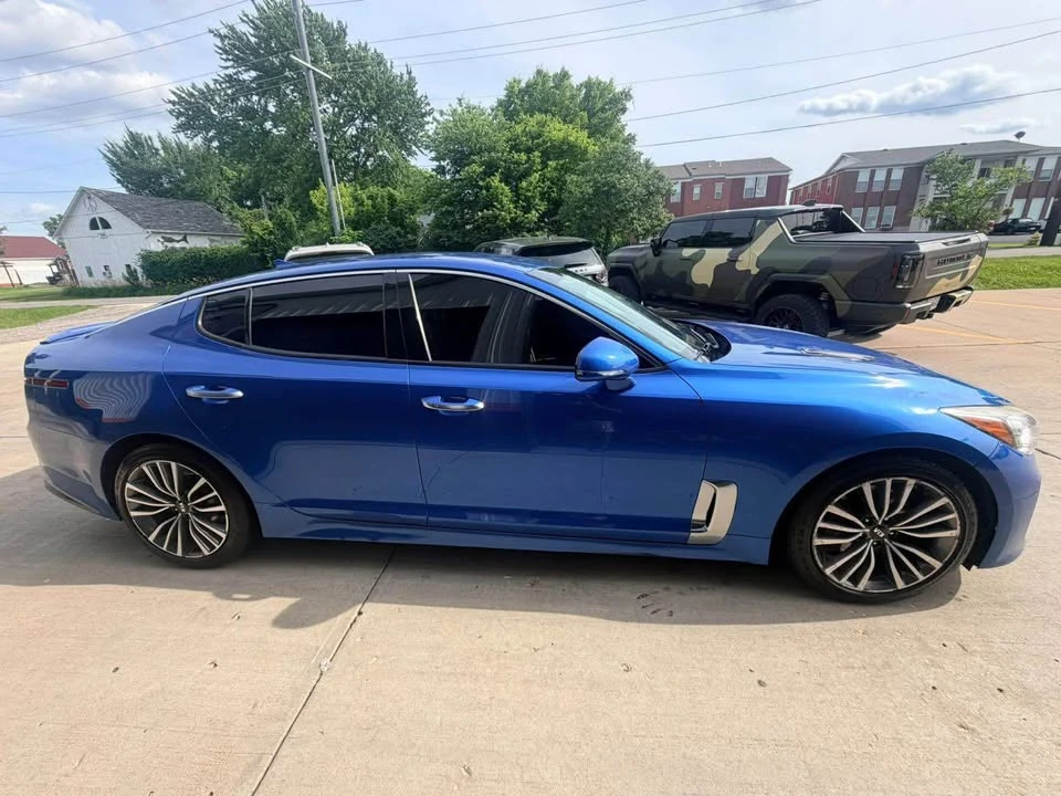 2019 Kia Stinger - Image 6 of 16