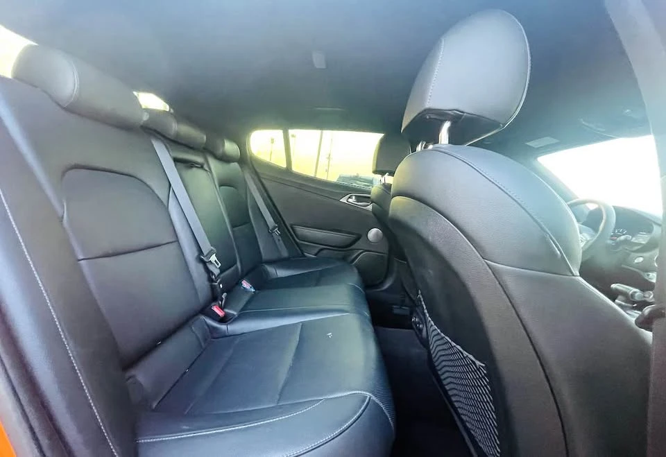 2019 Kia Stinger - Image 8 of 8