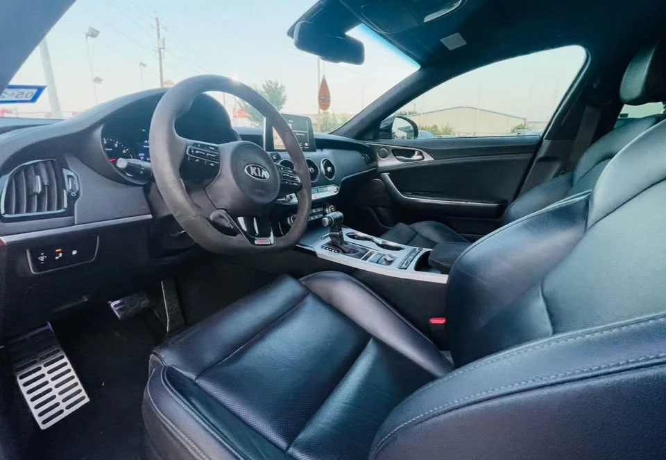 2019 Kia Stinger - Image 5 of 8