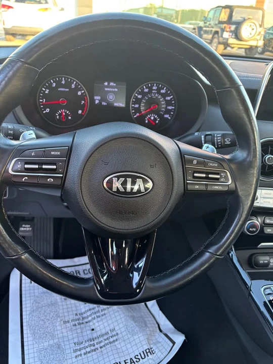 2019 Kia Stinger - Image 12 of 13