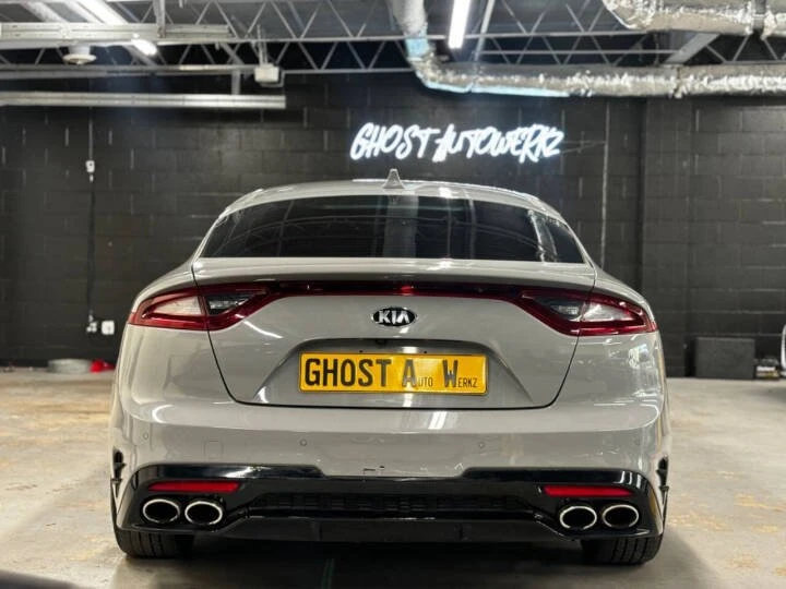 2019 Kia Stinger - Image 4 of 18