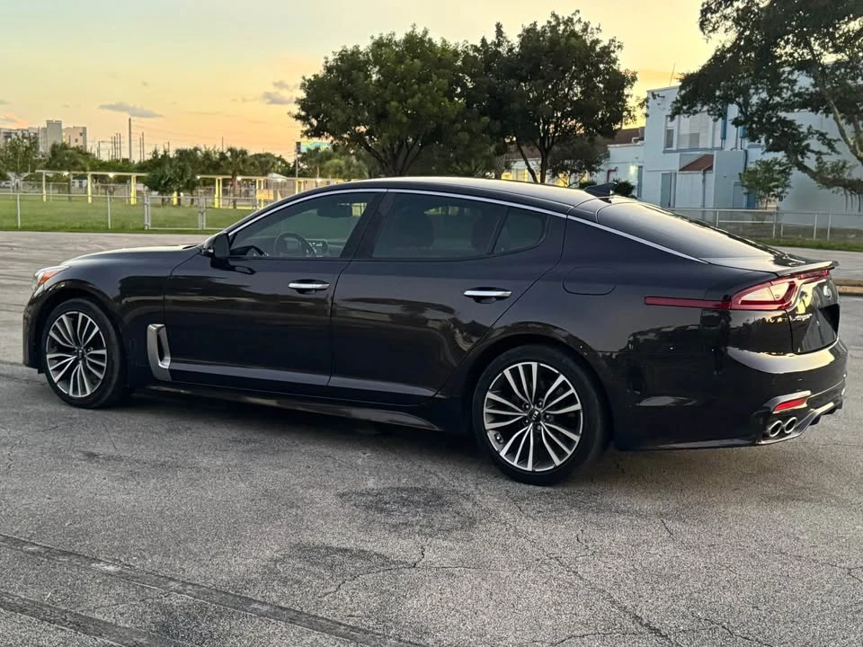 2019 Kia Stinger - Image 5 of 9