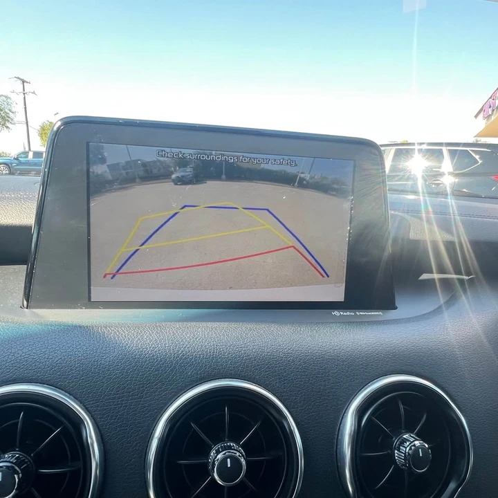 2019 Kia Stinger - Image 13 of 16
