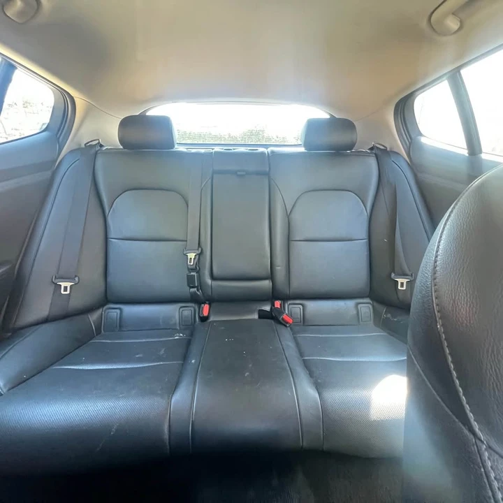 2019 Kia Stinger - Image 16 of 16