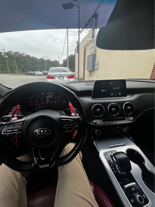 2019 Kia Stinger - Image 8 of 8