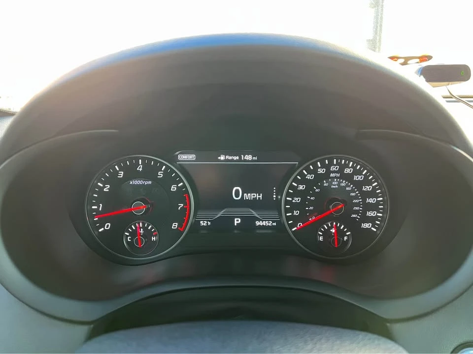 2019 Kia Stinger - Image 13 of 15