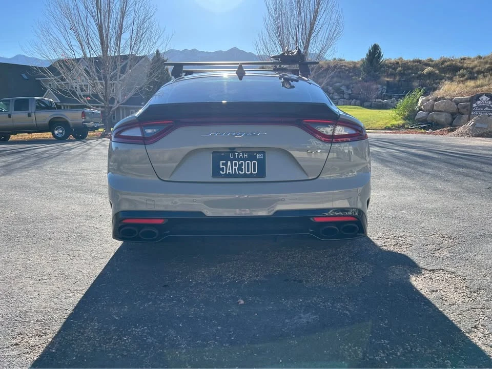 2019 Kia Stinger - Image 4 of 15