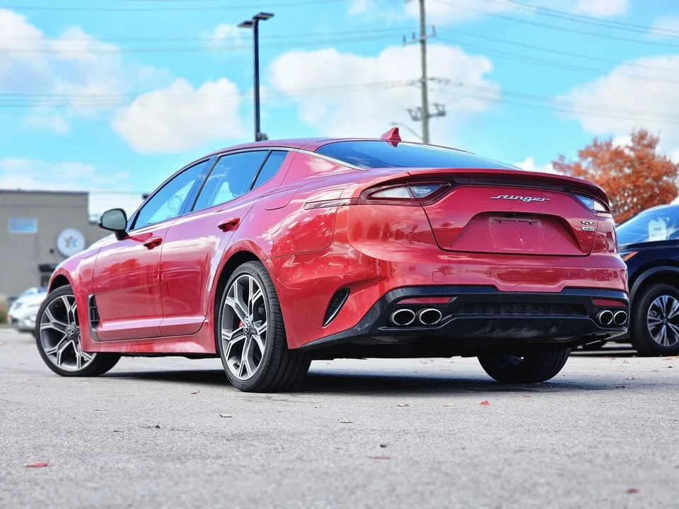 2019 Kia Stinger - Image 2 of 17