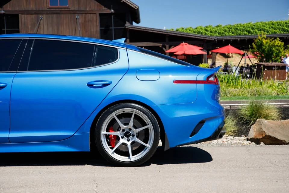 2019 Kia Stinger - Image 9 of 12
