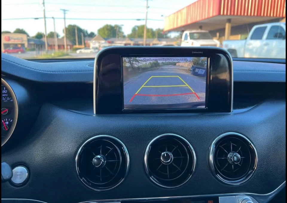 2019 Kia Stinger - Image 8 of 10