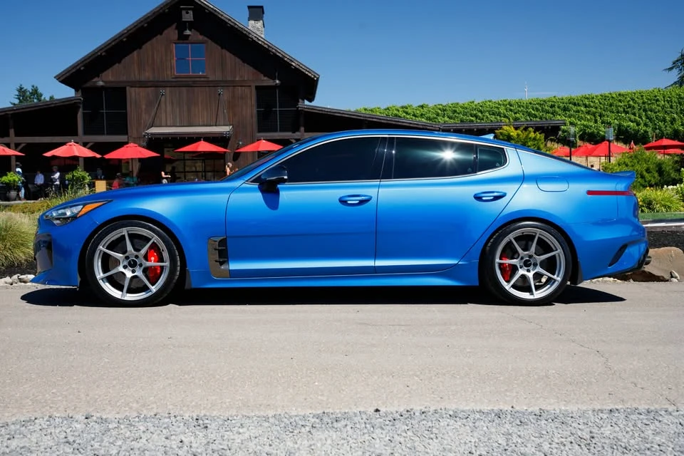 2019 Kia Stinger - Image 2 of 12