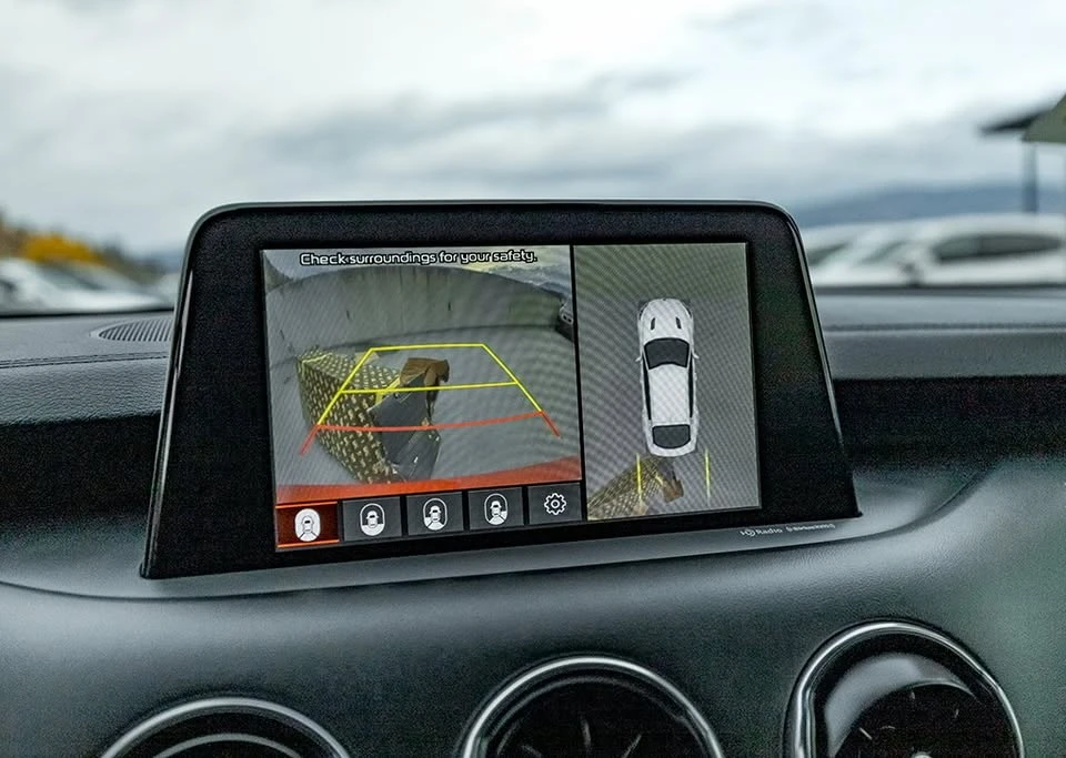 2019 Kia Stinger - Image 2 of 15