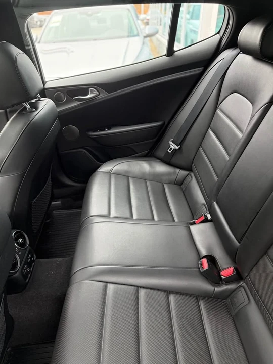 2019 Kia Stinger - Image 7 of 7