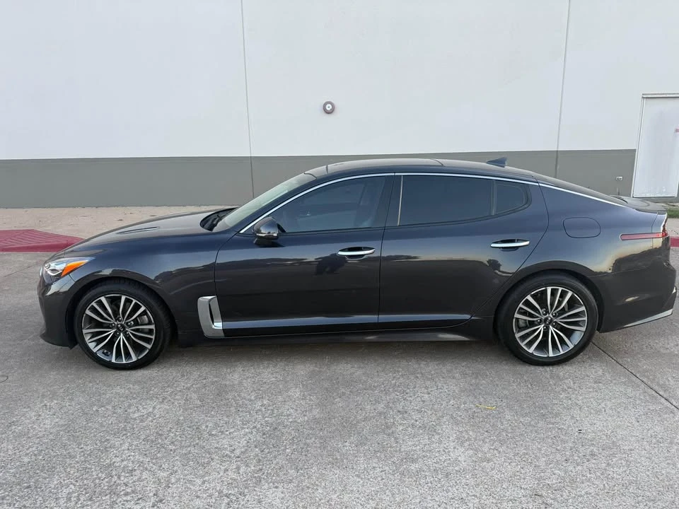 2019 Kia Stinger - Image 3 of 19