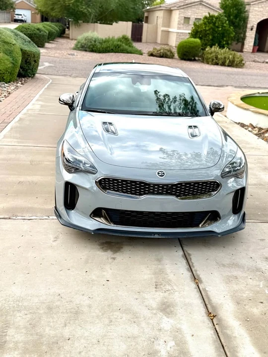2019 Kia Stinger - Image 3 of 10