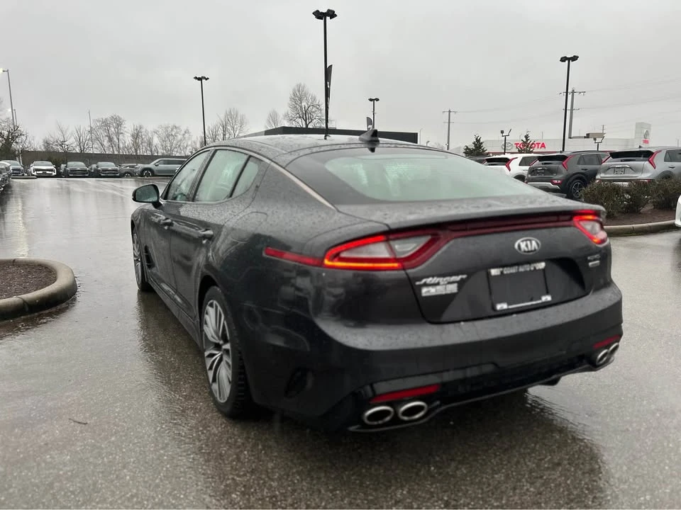 2019 Kia Stinger - Image 3 of 12