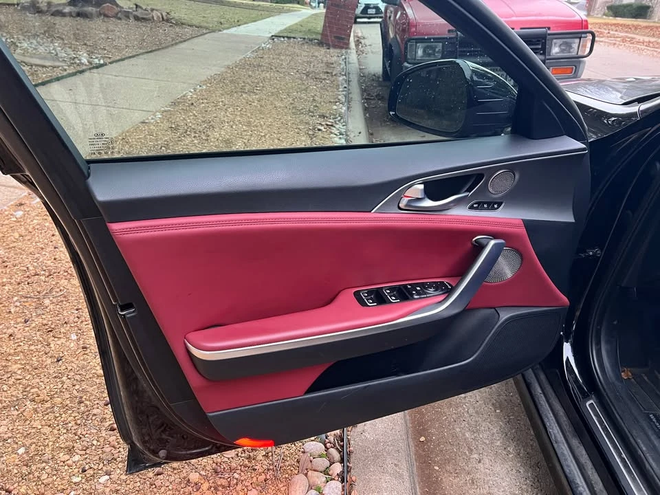 2019 Kia Stinger - Image 13 of 20