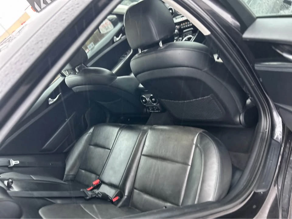 2019 Kia Stinger - Image 11 of 12