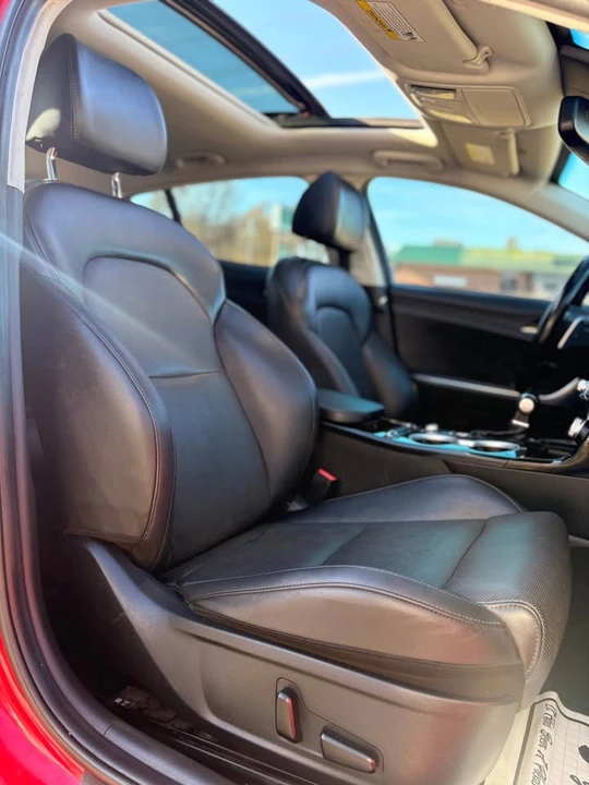 2019 Kia Stinger - Image 6 of 16