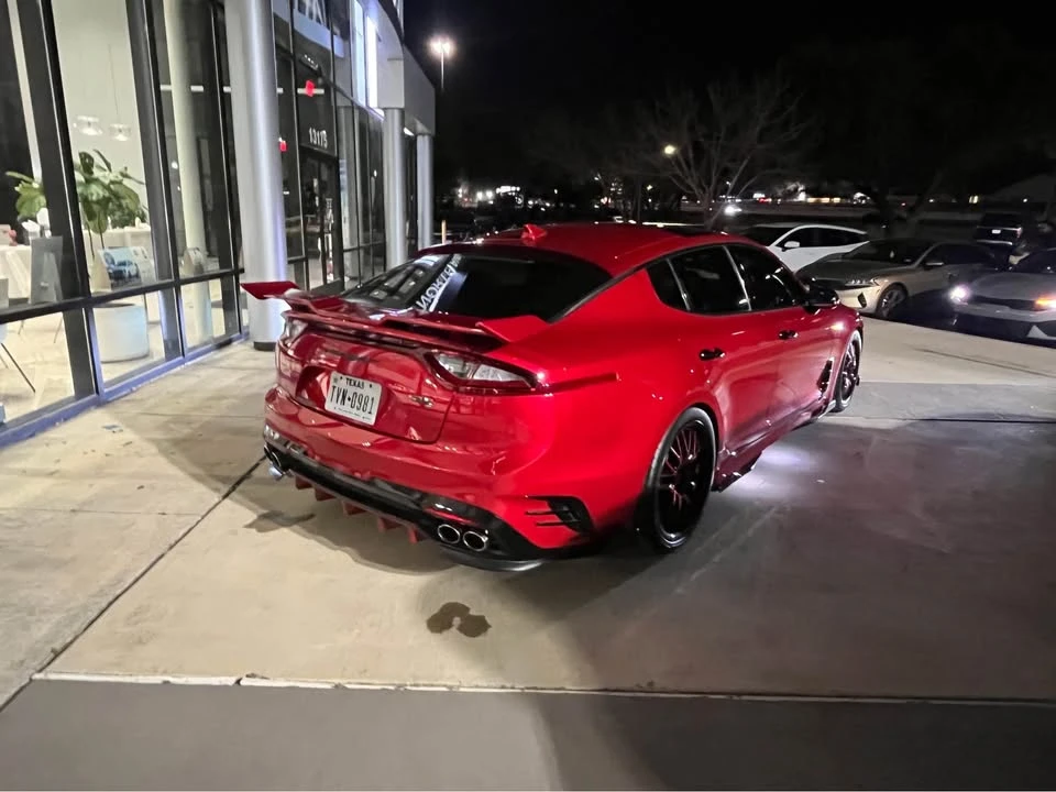 2019 Kia Stinger - Image 2 of 9