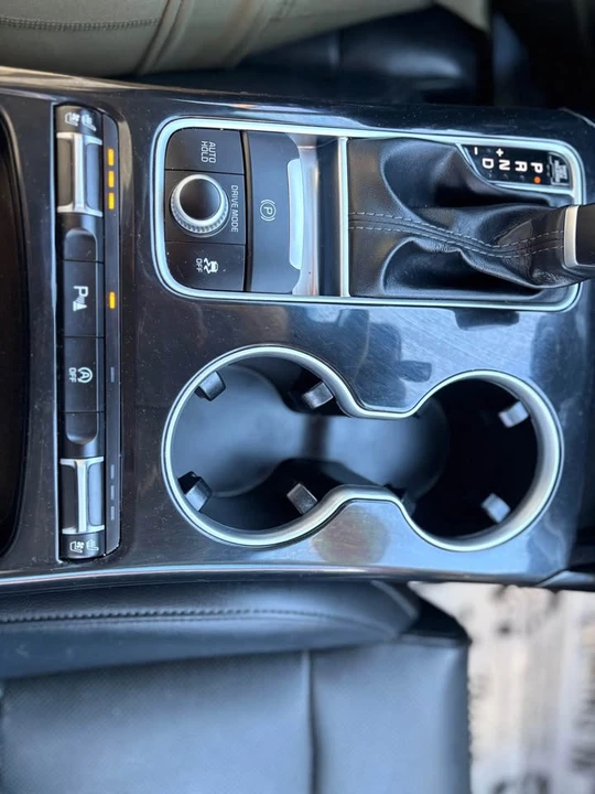 2019 Kia Stinger - Image 16 of 16