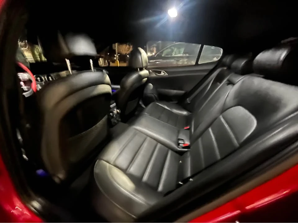 2019 Kia Stinger - Image 6 of 9