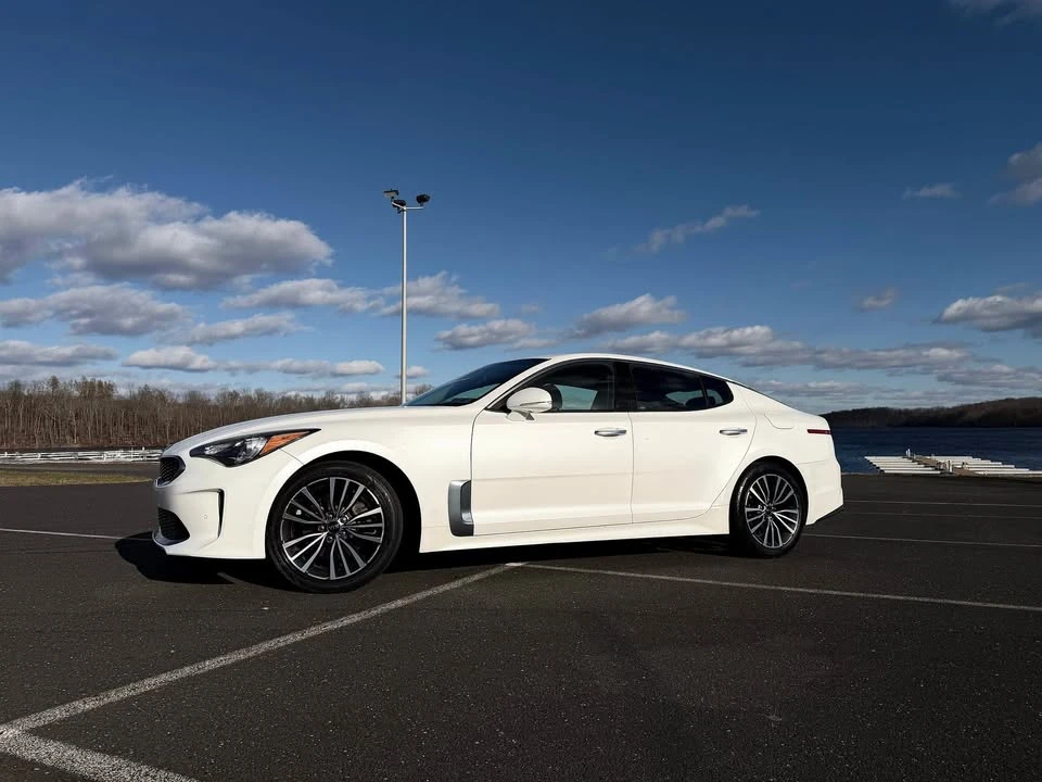 2019 Kia Stinger - Image 6 of 13