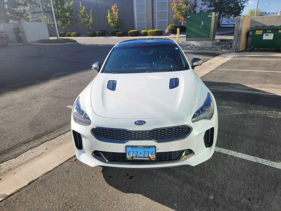 2019 Kia Stinger - Image 2 of 14