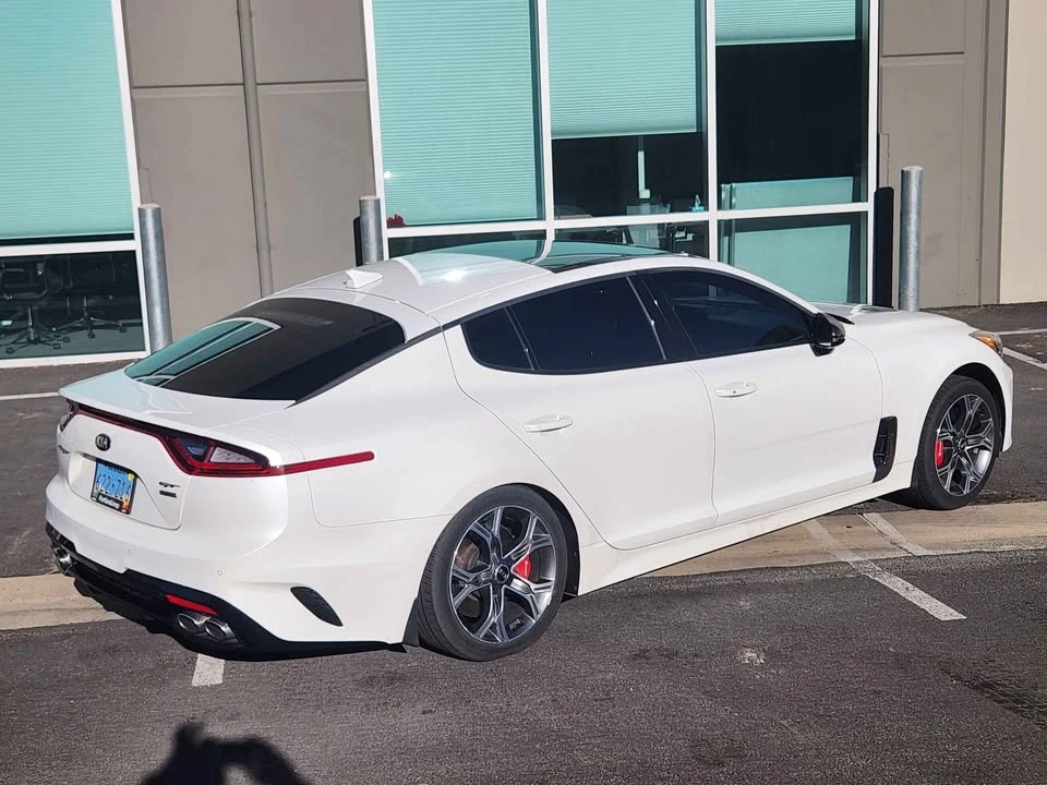 2019 Kia Stinger - Image 7 of 14