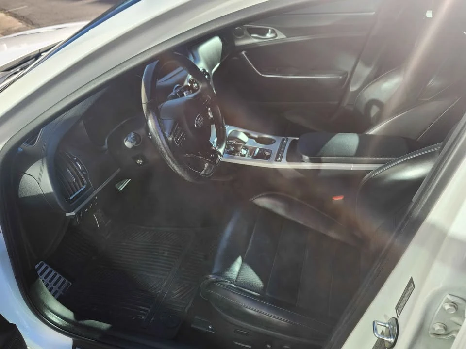 2019 Kia Stinger - Image 12 of 14