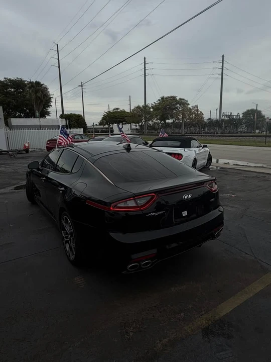 2019 Kia Stinger - Image 6 of 8