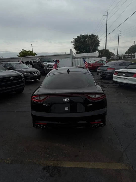 2019 Kia Stinger - Image 5 of 8