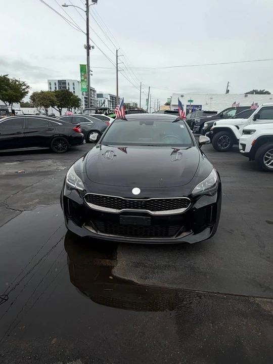2019 Kia Stinger - Image 2 of 8