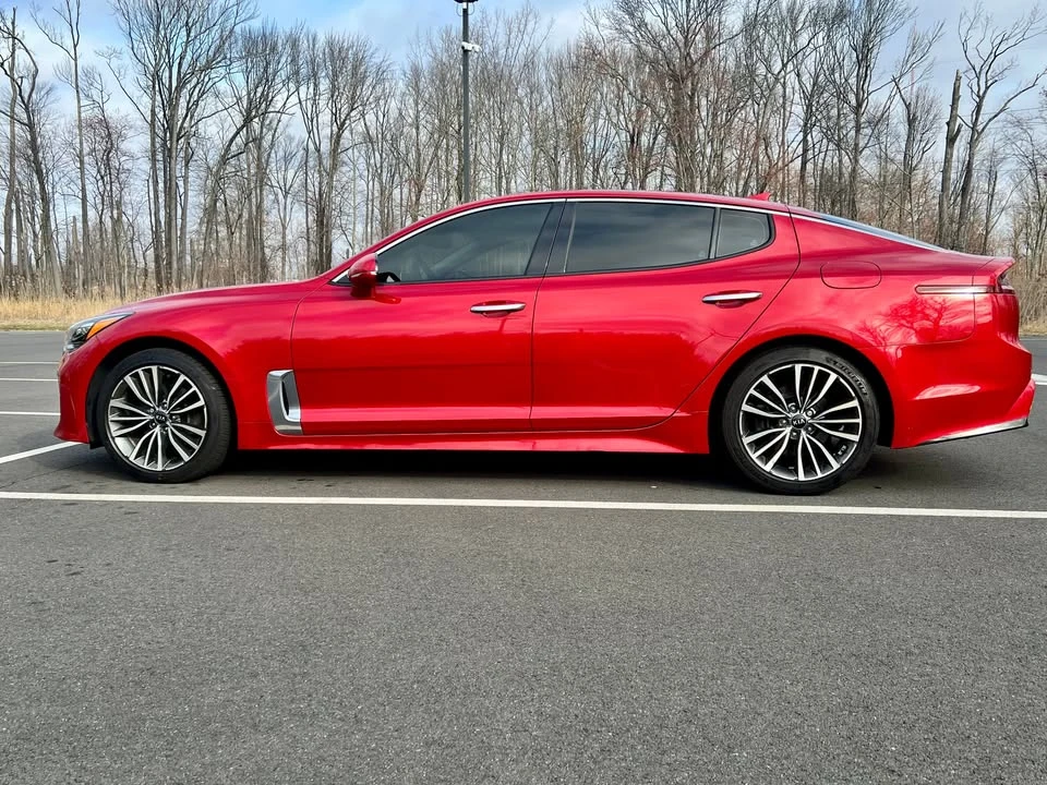 2019 Kia Stinger - Image 7 of 9