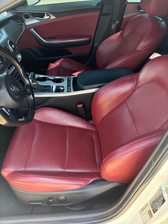 2019 Kia Stinger - Image 5 of 12