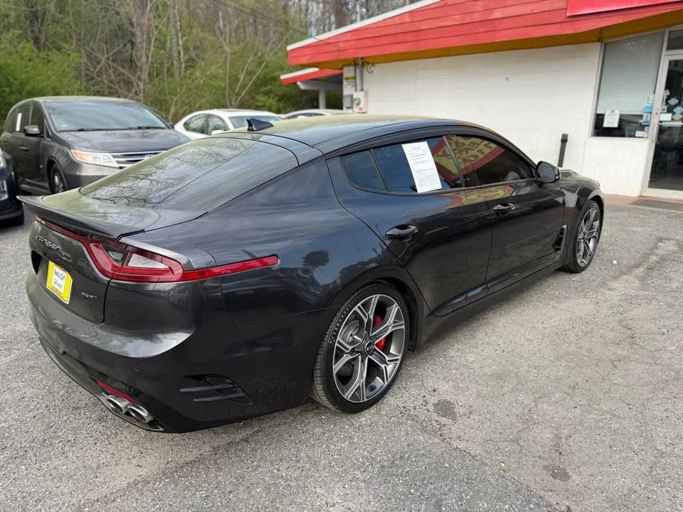 2019 Kia Stinger - Image 7 of 10