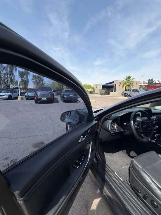 2019 Kia Stinger - Image 9 of 11