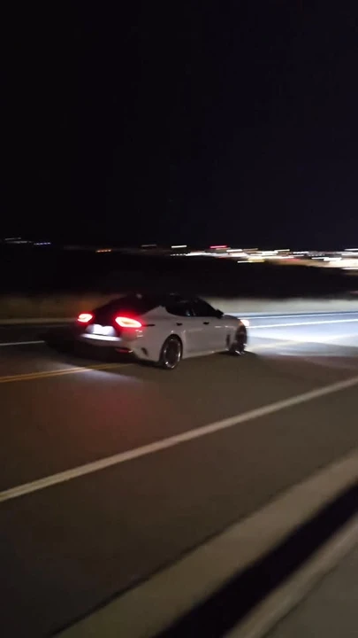 2019 Kia Stinger - Image 10 of 10