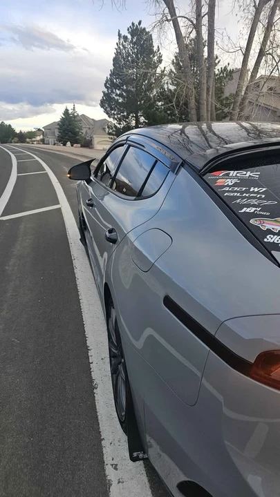 2019 Kia Stinger - Image 2 of 10