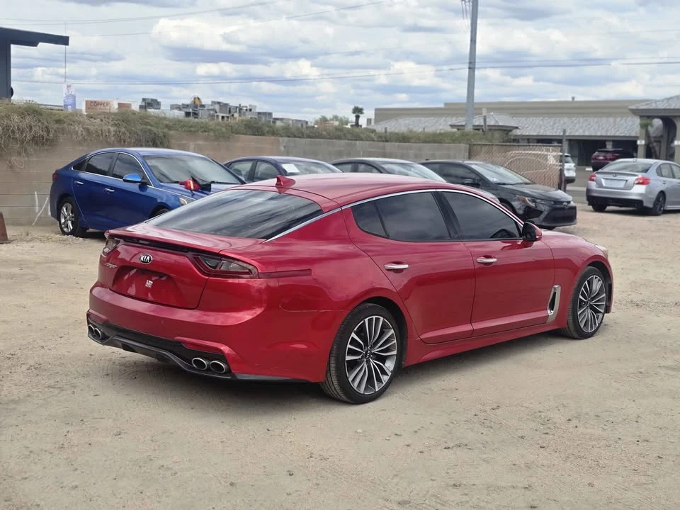 2019 Kia Stinger - Image 5 of 17