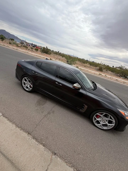 2019 Kia Stinger - Image 3 of 12