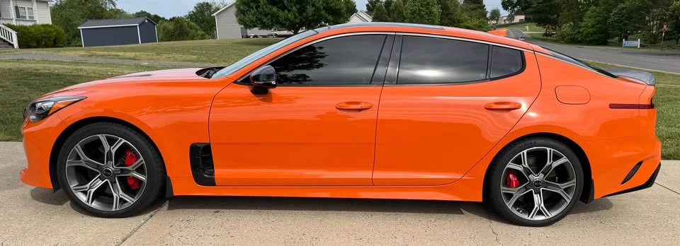 2019 Kia Stinger - Image 2 of 16