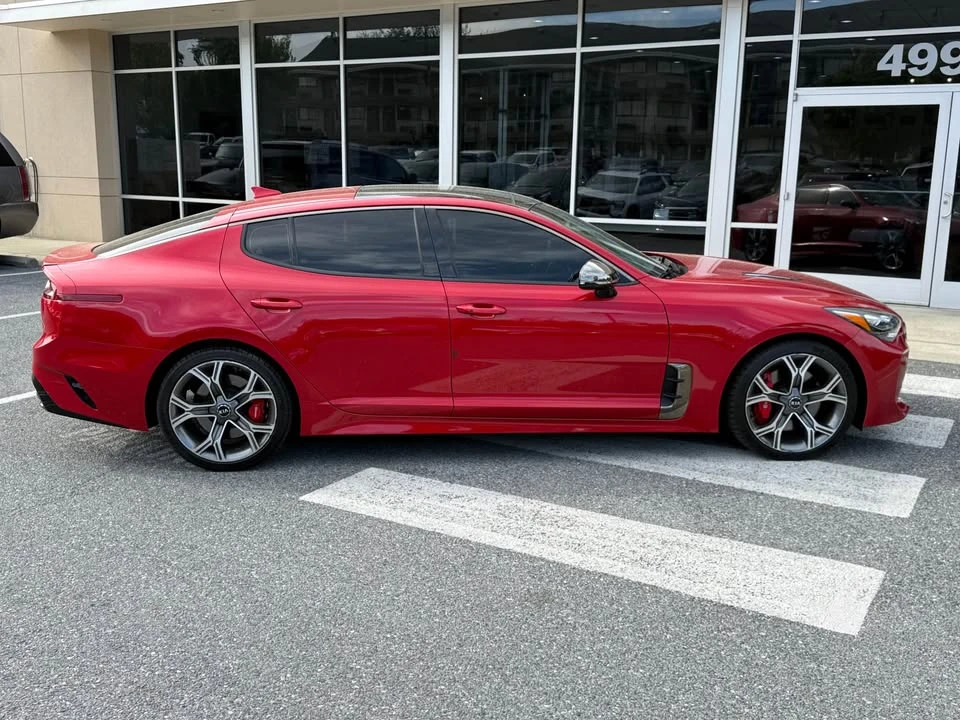 2019 Kia Stinger - Image 7 of 20