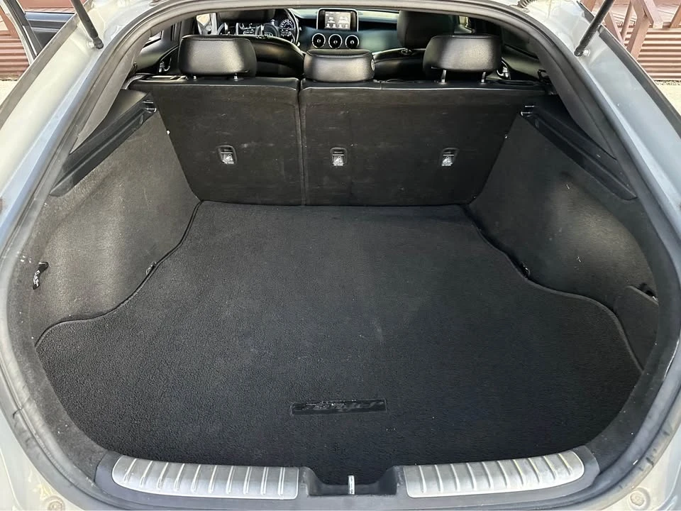 2019 Kia Stinger - Image 12 of 20